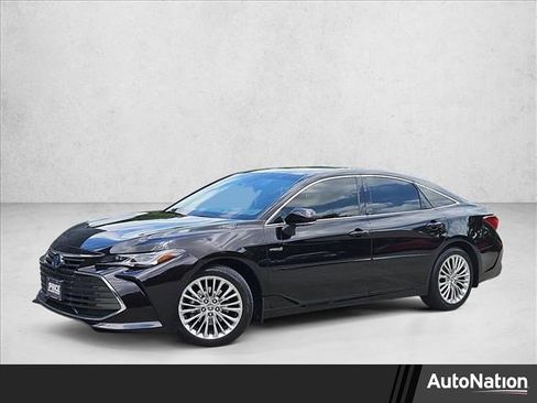 Used 2021 Toyota Avalon Limited w/ Advanced Safety Package FWD image 1