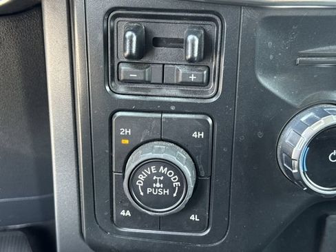Certified 2022 Ford F150 Lariat AWD/4WD image 34