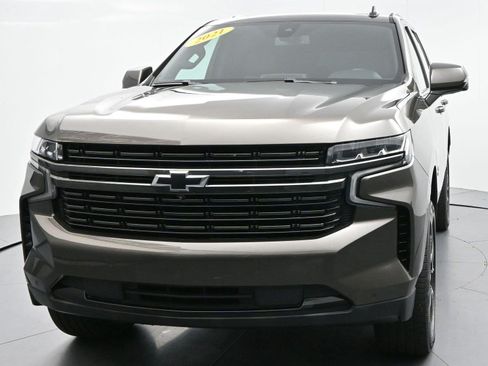 Used 2021 Chevrolet Tahoe RST w/ Luxury Package AWD/4WD image 3