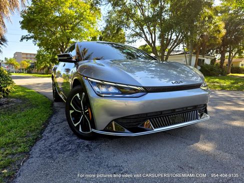 Used 2022 Kia EV6 Wind RWD image 19