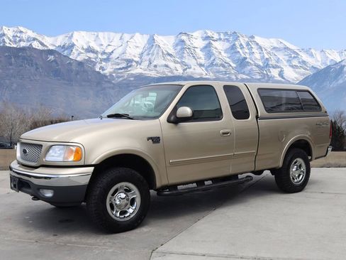 Used 1999 Ford F150 XLT AWD/4WD image 2