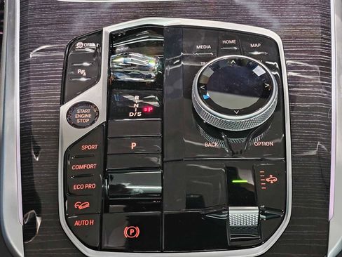 New 2026 BMW X5 M60i image 18