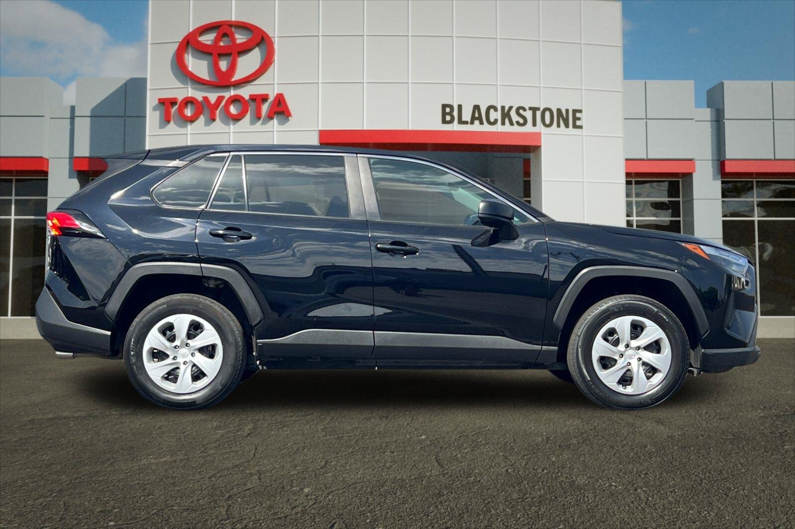 Certified 2025 Toyota RAV4 LE AWD/4WD image 2
