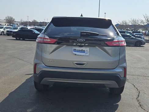 Used 2022 Ford Edge SEL AWD/4WD image 6