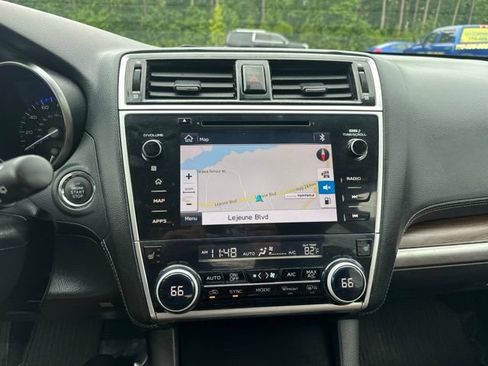 Used 2018 Subaru Outback 2.5i Touring w/ Popular Package #3 AWD/4WD image 16