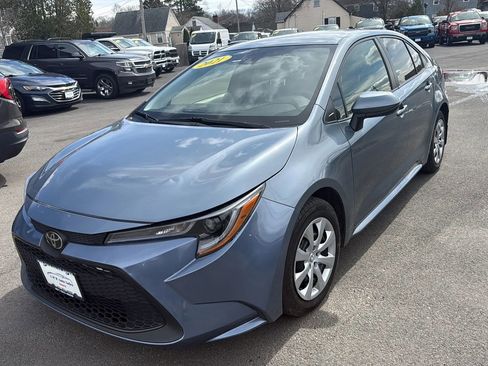 Used 2021 Toyota Corolla LE w/ Carpet Mat Package (TMS) image 3