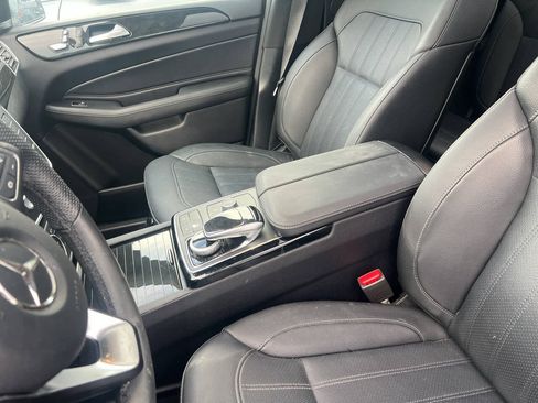 Used 2019 Mercedes-Benz GLE 400 4MATIC image 9