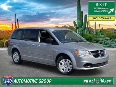 Used 2017 Dodge Grand Caravan SE w/ UConnect Hands-Free Group