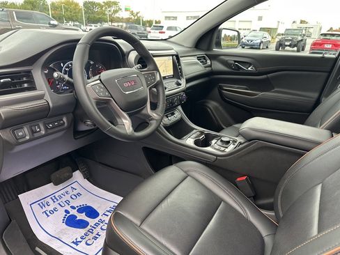 Used 2023 GMC Acadia AT4 w/ Technology Package image 27