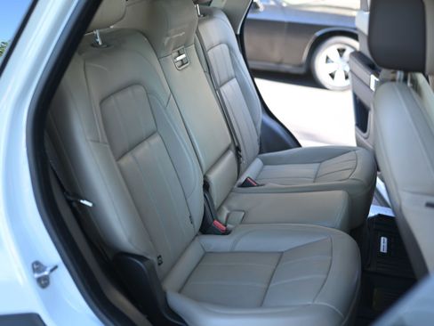 Used 2022 Land Rover Range Rover Sport HSE Silver Edition AWD/4WD image 16