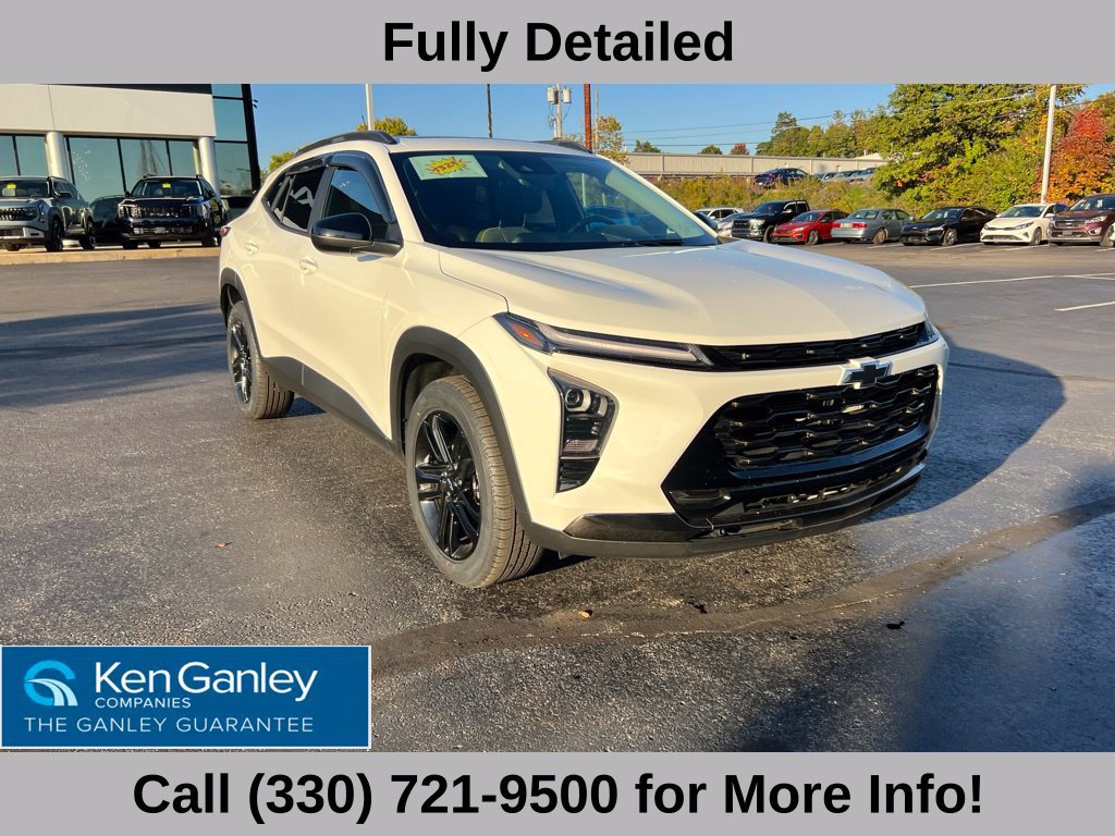 Used 2025 Chevrolet Trax ACTIV w/ Sunroof Package FWD image 5