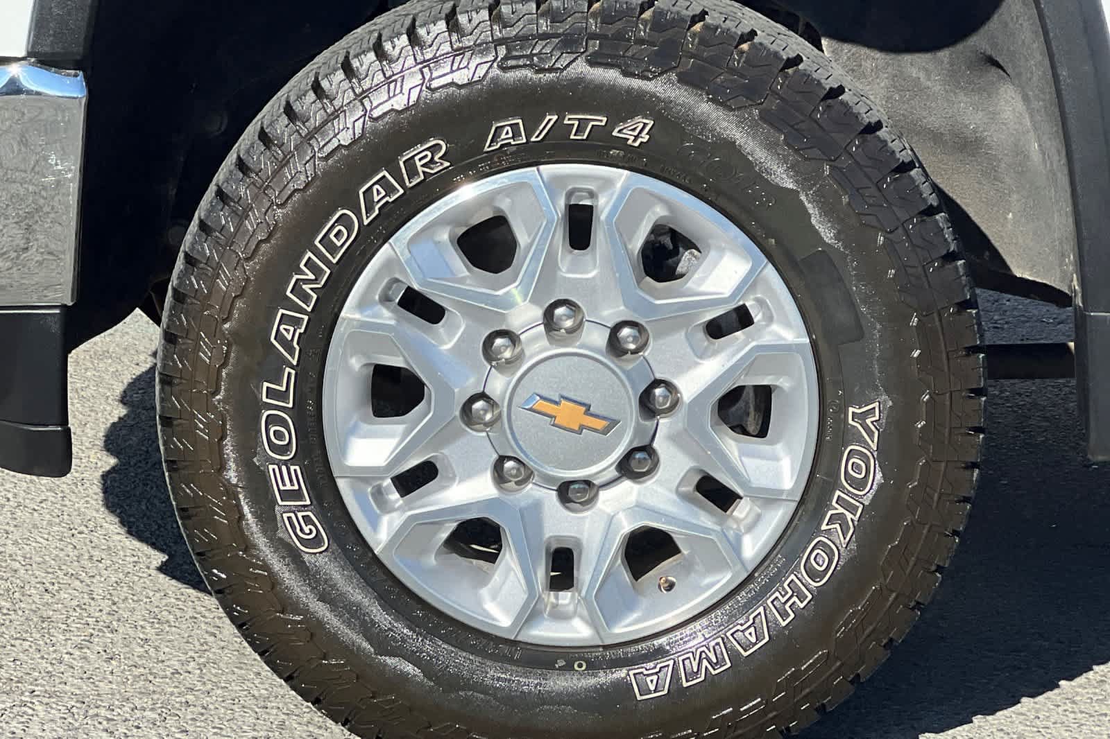 Used 2022 Chevrolet Silverado 2500 LT w/ Convenience Package AWD/4WD image 26