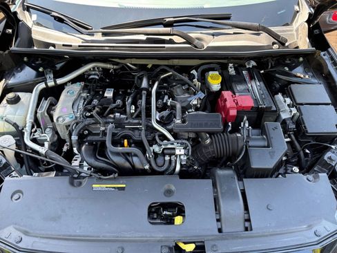 Used 2025 Nissan Sentra SV FWD image 29