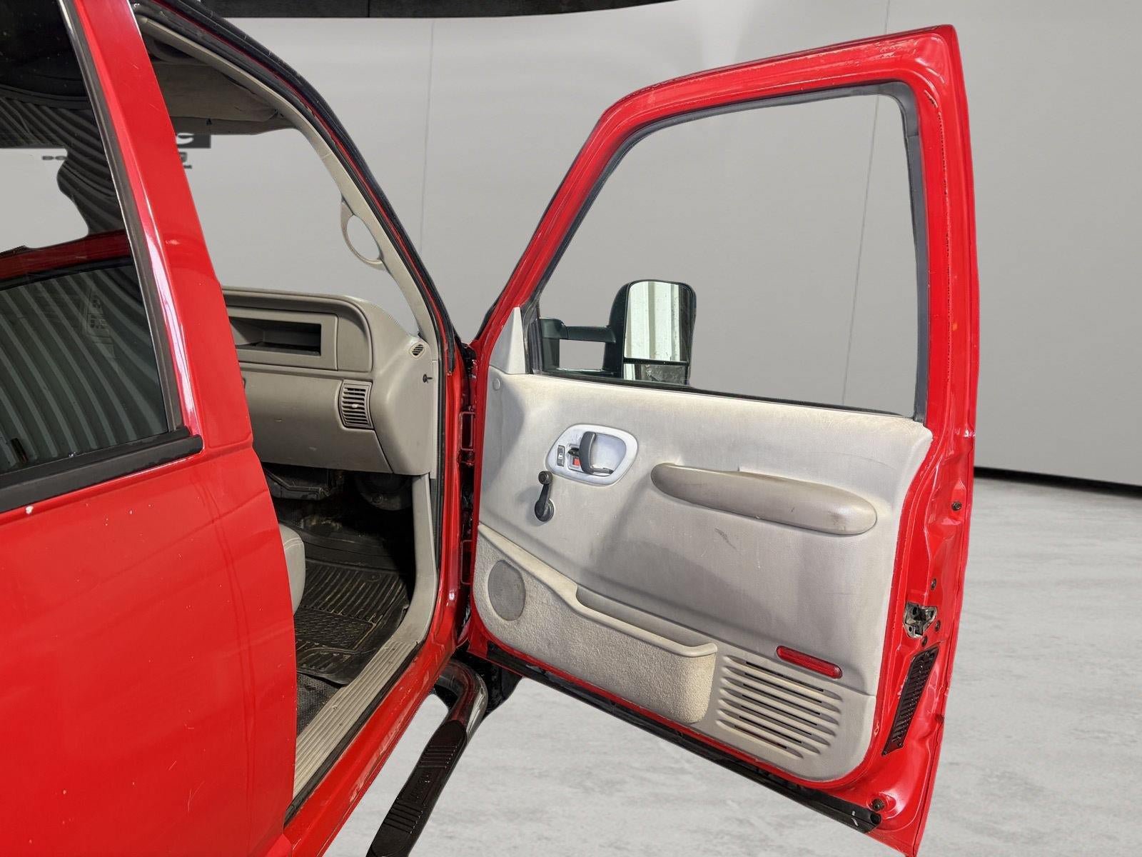 Used 2000 Chevrolet Silverado 3500 2WD Crew Cab image 14