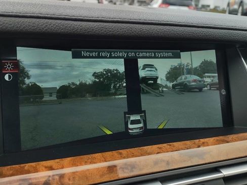 Used 2014 BMW 740Li image 33