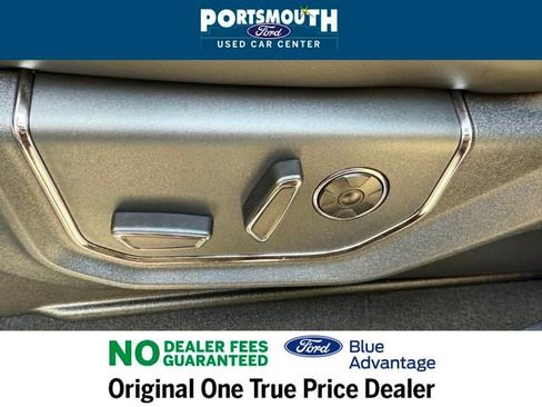 Certified 2024 Ford Expedition Platinum image 27