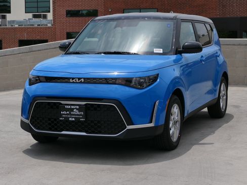 New 2025 Kia Soul S image 7