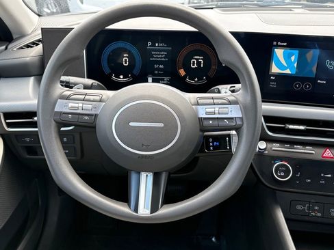 Used 2024 Hyundai Sonata SEL FWD image 18