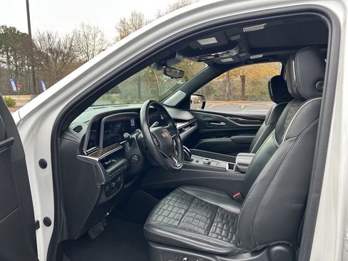 Used 2021 Cadillac Escalade Sport Platinum image 35