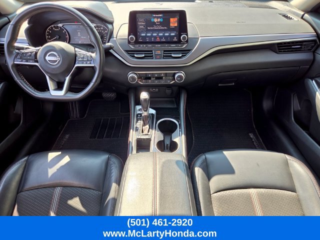 Used 2024 Nissan Altima 2.5 SR FWD image 13