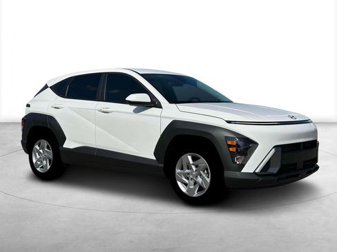 New 2026 Hyundai Kona SE FWD image 10