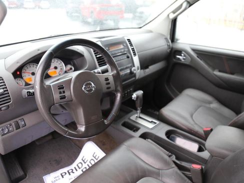 Used 2012 Nissan Frontier PRO-4X w/ Pro-4x Luxury Pkg image 10