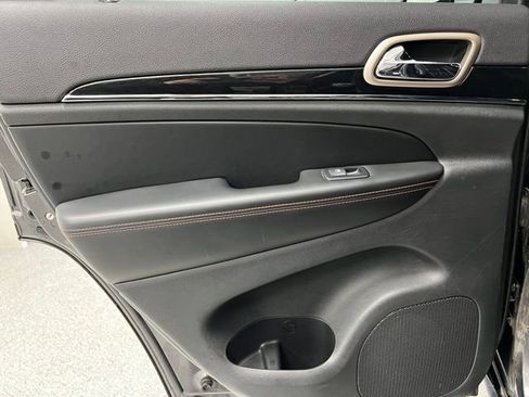 Used 2016 Jeep Grand Cherokee Limited 75th Anniversary image 43