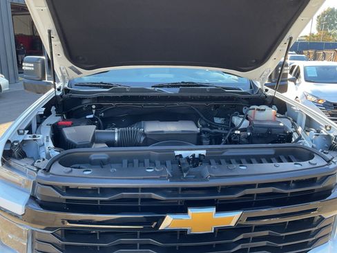 Used 2024 Chevrolet Silverado 2500 W/T w/ WT Convenience Package image 23