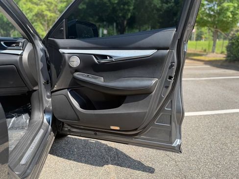 Used 2019 INFINITI QX50 Essential w/ Premium Heat Package FWD image 14