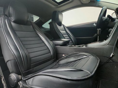 Used 2012 Hyundai Genesis 2.0T RWD image 24