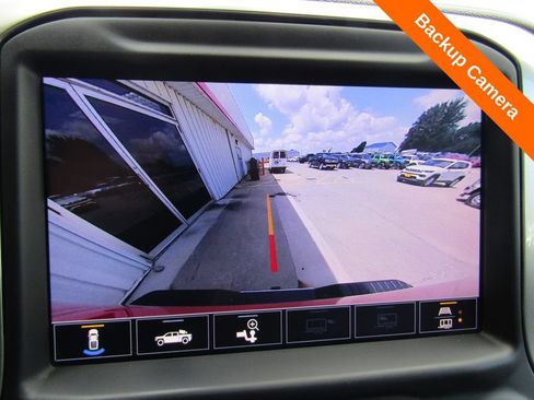 Used 2023 Chevrolet Silverado 2500 LT AWD/4WD image 14