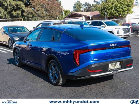 Used 2025 Kia K4 FWD image 2