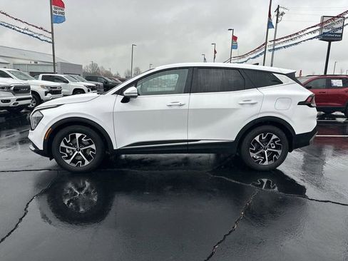 Used 2024 Kia Sportage EX image 5