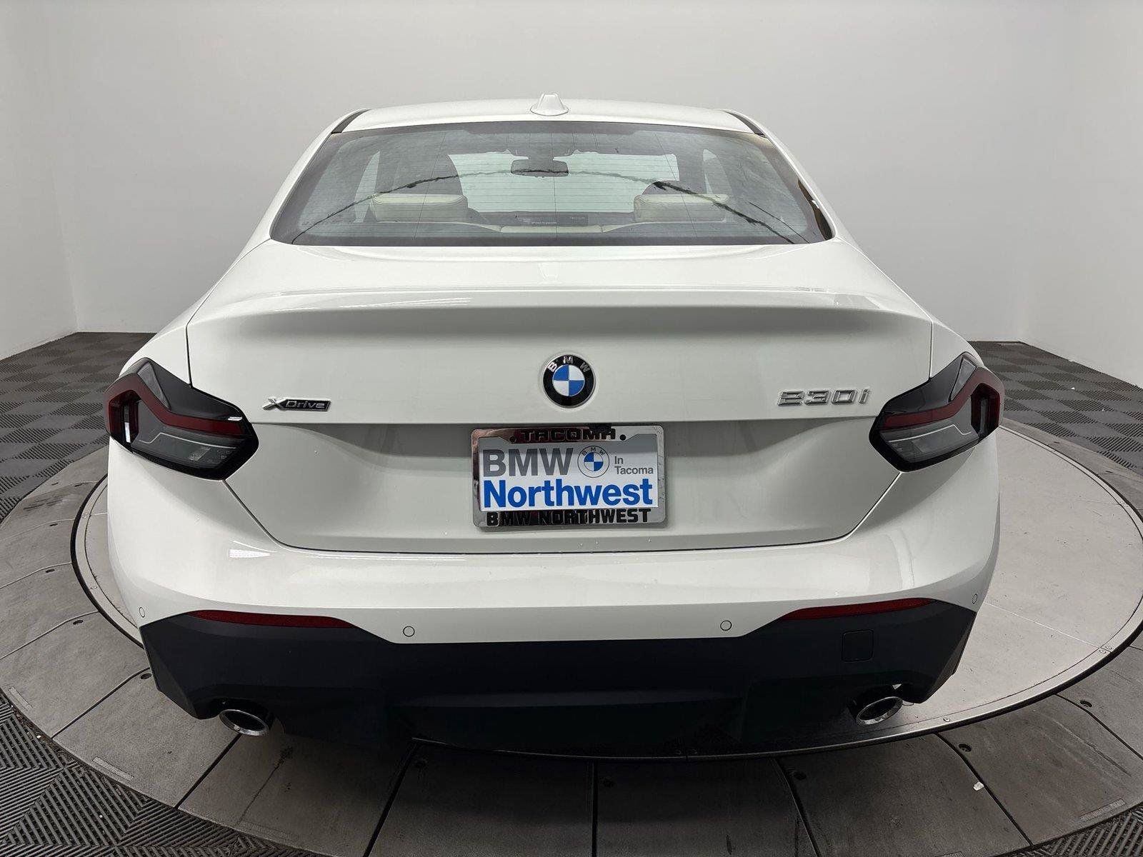 New 2026 BMW 230i xDrive Coupe w/ Convenience Package AWD/4WD image 15