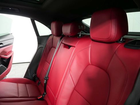 New 2026 Porsche Macan Electric image 22