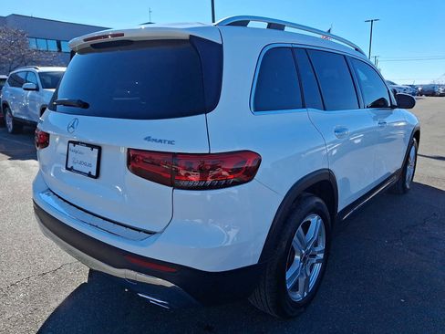 Used 2022 Mercedes-Benz GLB 250 4MATIC image 4
