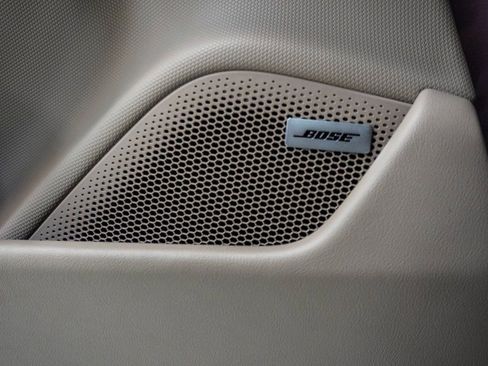 Used 2023 Porsche Taycan 4S w/ Premium Package image 22