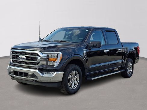 Used 2023 Ford F150 XLT w/ Equipment Group 302A High image 3