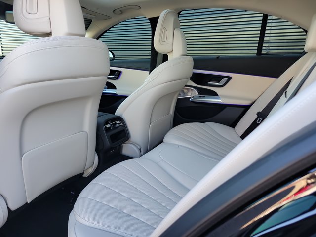 Used 2026 Mercedes-Benz E 350 4MATIC Sedan image 21