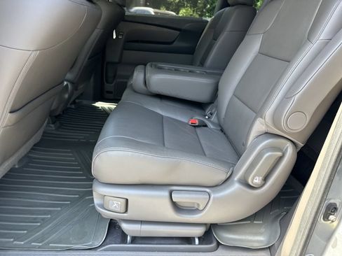 Used 2016 Honda Odyssey Touring image 26