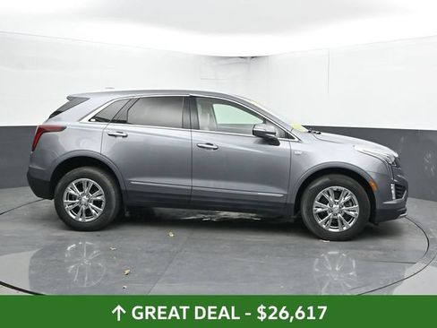 Used 2021 Cadillac XT5 Premium Luxury w/ LPO, Floor Liner Package AWD/4WD image 4