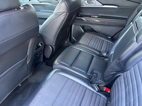 Used 2025 Ford Explorer ST-Line w/ ST-Line Street Pack AWD/4WD image 14