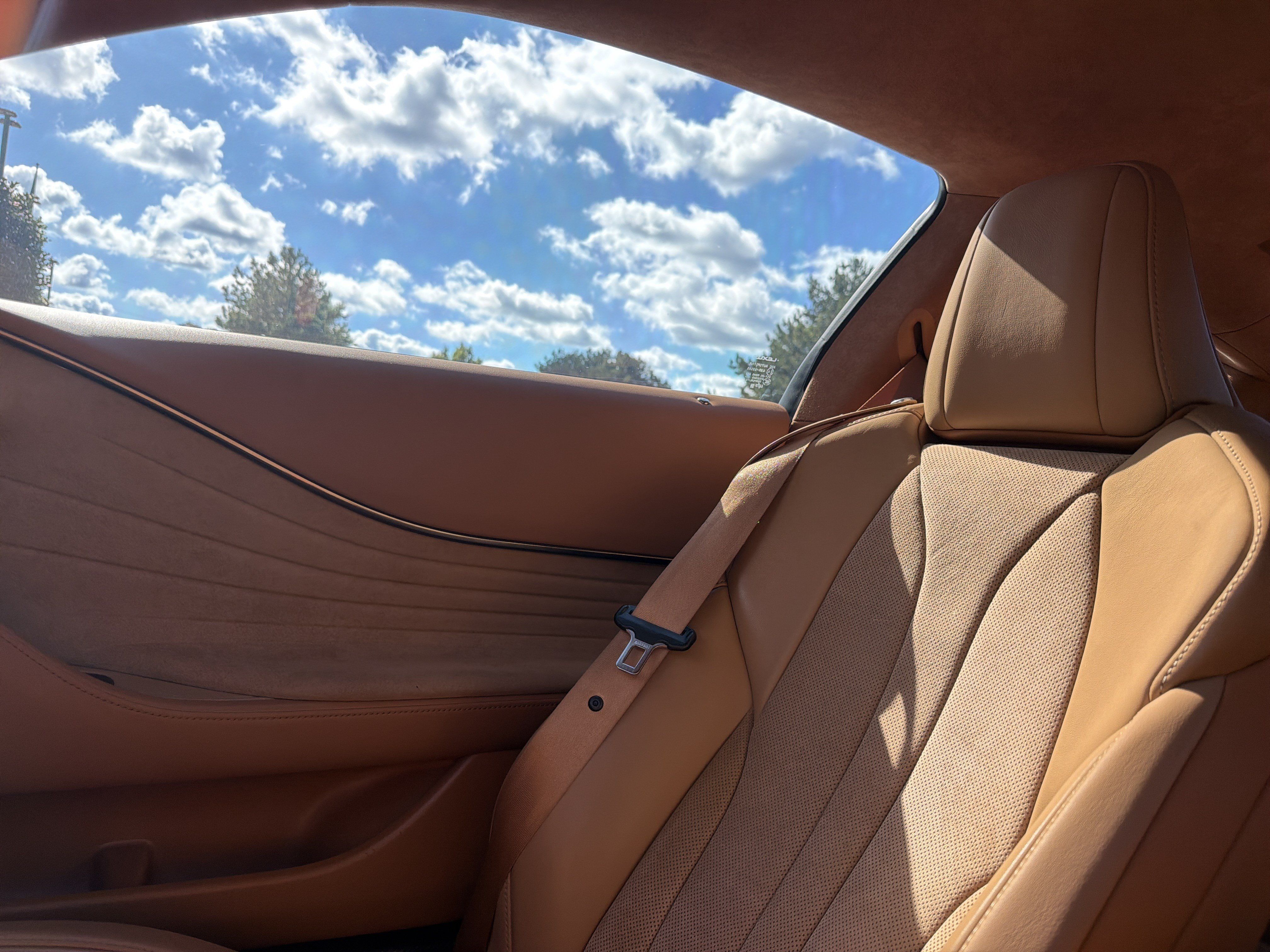 Used 2018 Lexus LC 500 Coupe w/ Performance Package RWD image 45