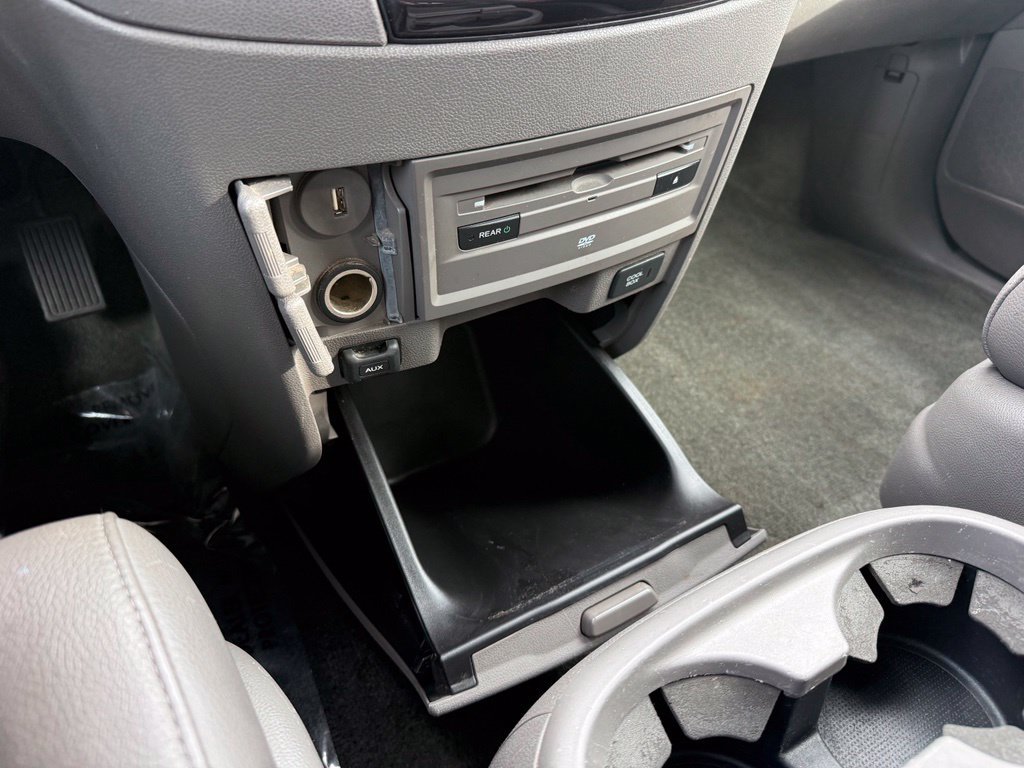 Used 2016 Honda Odyssey Touring Elite image 23