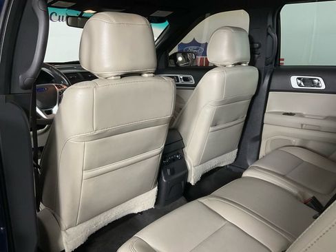 Used 2012 Ford Explorer XLT image 15