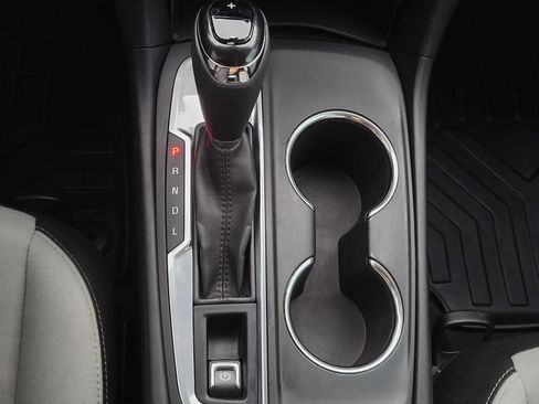 Used 2019 Chevrolet Equinox LS FWD image 25