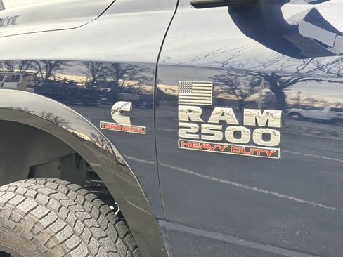 Used 2018 RAM 2500 Laramie image 12