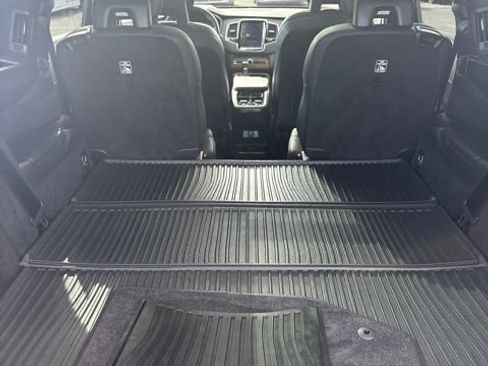 Used 2021 Volvo XC90 T6 Momentum w/ Advanced Package AWD/4WD image 33