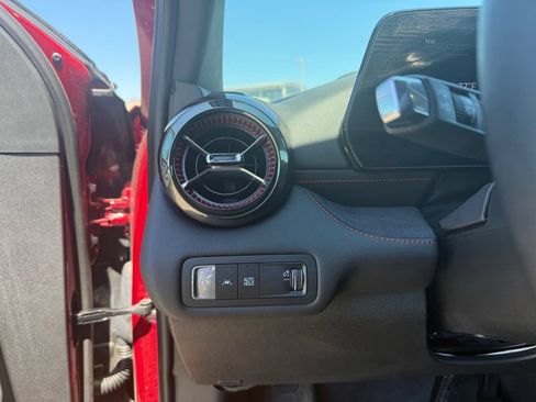 Used 2025 Chevrolet Blazer EV RS AWD/4WD image 20