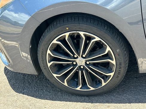 Used 2015 Toyota Corolla S FWD image 11